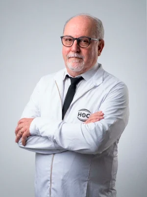 Dr. Mauro Furlanetto, oftalmologista especialista em Oftalmologia Clínica, Oftalmopediatria e adaptação de lentes de contato em Concórdia SC